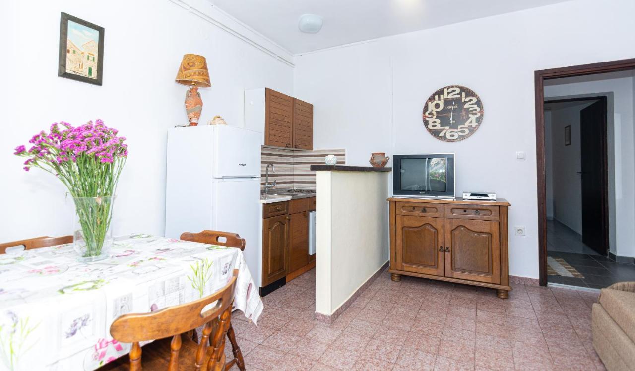 Apartment Plemic Pag Town Exterior photo